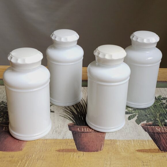 Vtg Milk glass Hazel-Atlas Set 4 farmhouse white spice containers - Picture 1 of 7
